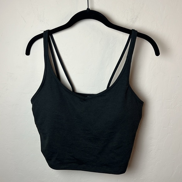 Vuori Halo Performance Crop - Picture 5 of 8